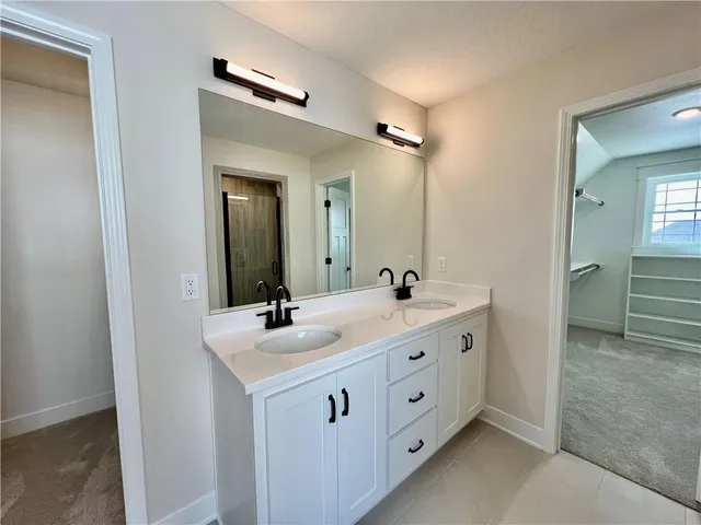 $541,900 | 1929 Longview Drive, Liberty, MO 64068