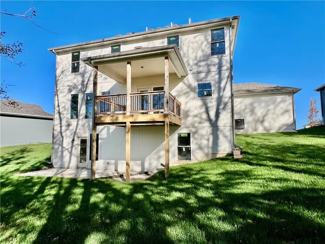 $541,900 | 1929 Longview Drive, Liberty, MO 64068