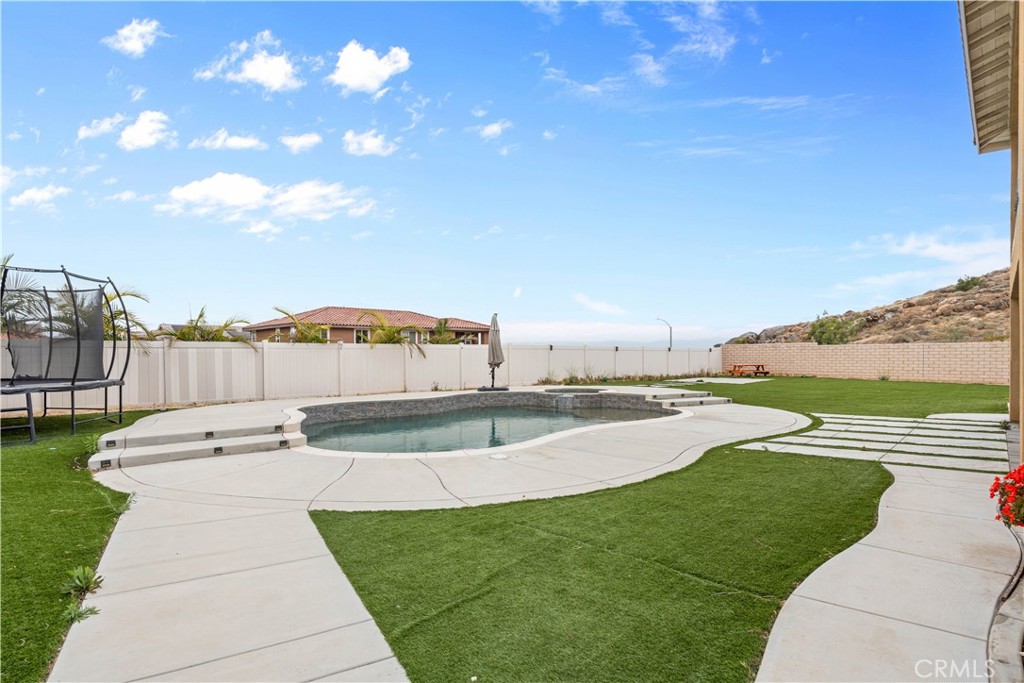 17151 Cambria Court Riverside, CA 92503 - Photo 33 of 36