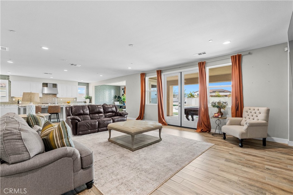 17151 Cambria Court Riverside, CA 92503 - Photo 8 of 36
