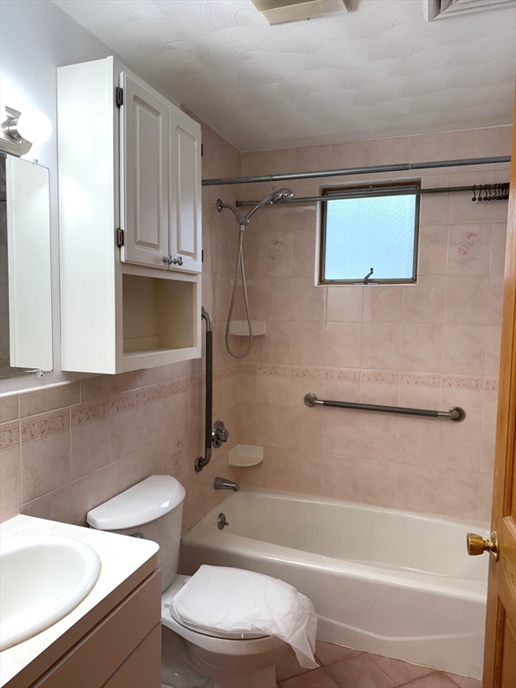 21-23 Rendall Place, Unit 2 Melrose, MA 02176 - Photo 10 of 20