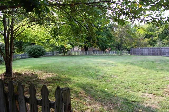 737 Lock 4 Road Gallatin, TN 37066 - Photo 3 of 20 Gallery Image 3