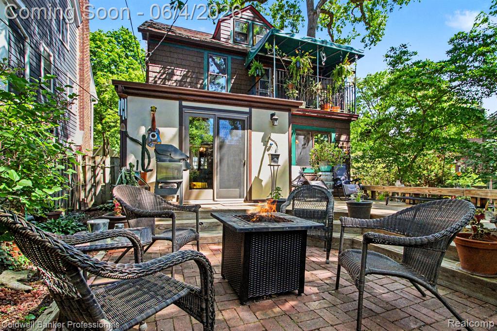 42 Wellesley Drive Pleasant Ridge, MI 48069 - Photo 23 of 33 Gallery Image 23