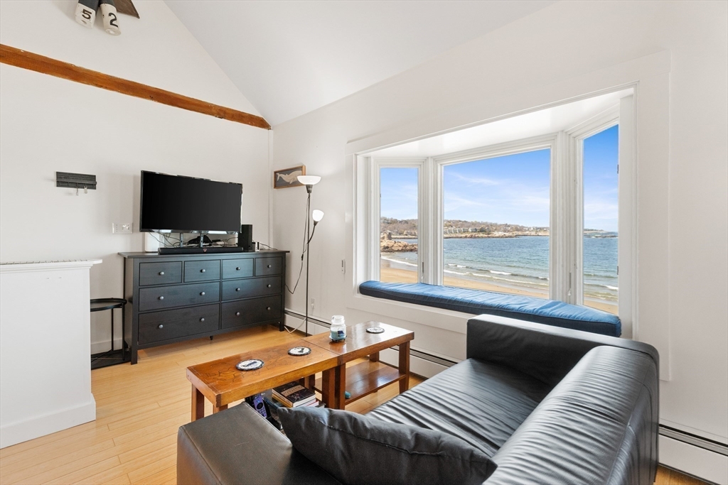 63 R Main Street, Unit 2 Rockport, MA 01966 - Photo 13 of 40