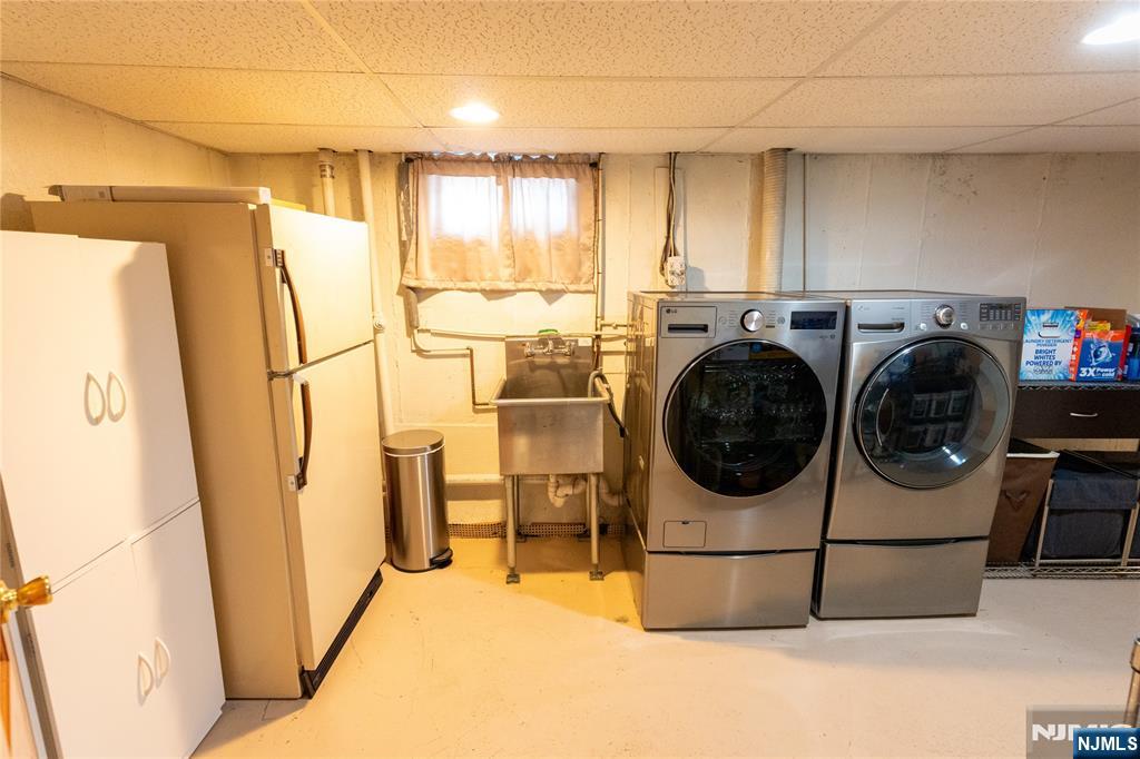 93 Brighton Road Clifton, NJ 07012 - Photo 27 of 32
