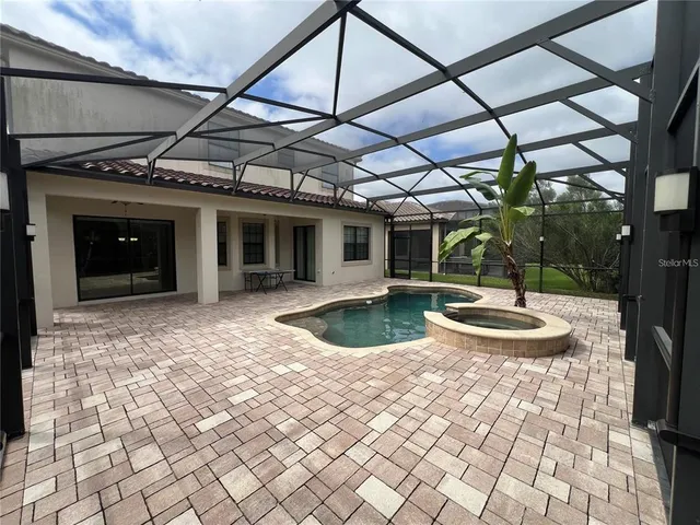 $819,900 | 10459 Stapeley Drive, Orlando, FL 32832