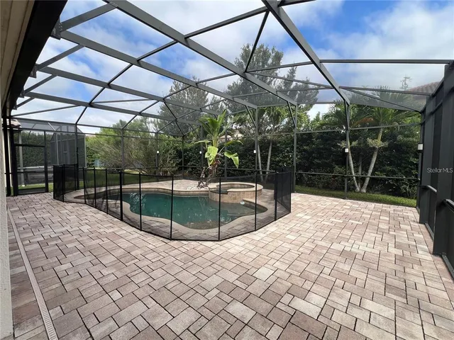 $819,900 | 10459 Stapeley Drive, Orlando, FL 32832