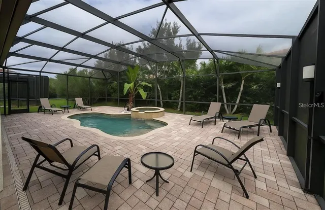 $819,900 | 10459 Stapeley Drive, Orlando, FL 32832