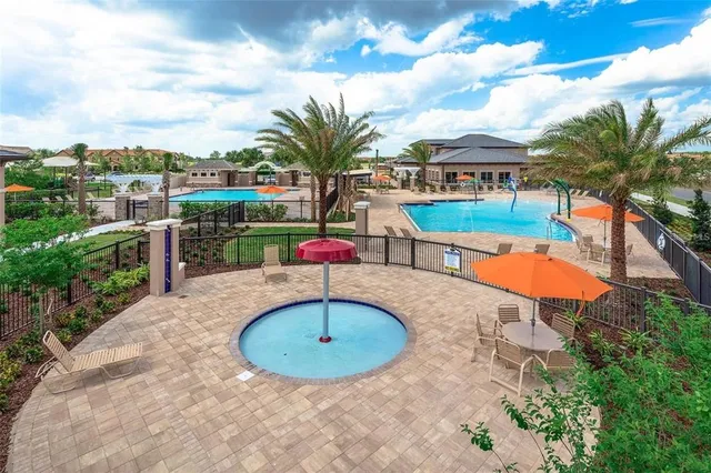 $819,900 | 10459 Stapeley Drive, Orlando, FL 32832