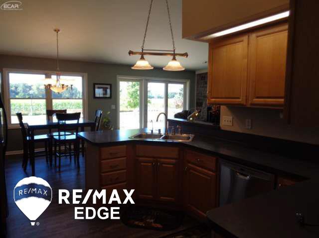 5651 Birch Run Road Millington, MI 48746 - Photo 4 of 47 21195046-3.JPG