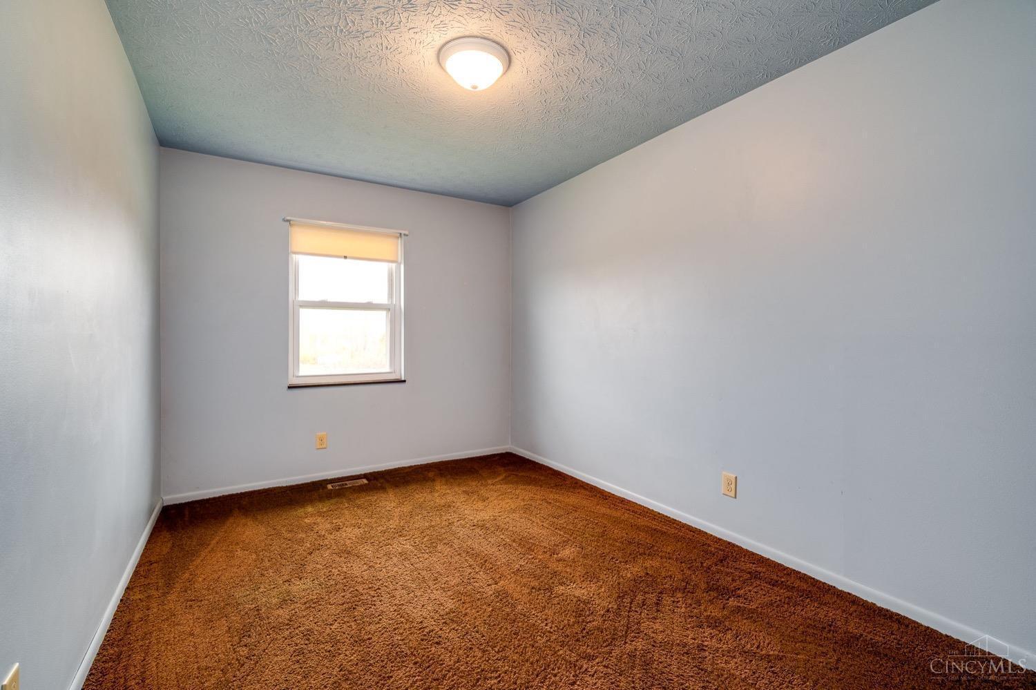 5818 Winton Road Fairfield, OH 45014 - Photo 19 of 31 Gallery Image 19