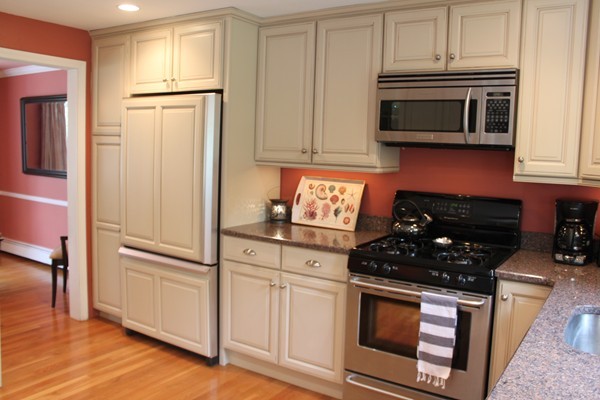 545 Hatherly Road Scituate, MA 02066 - Photo 5 of 28