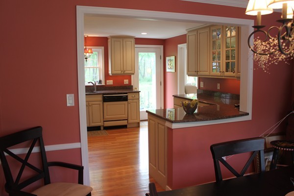 545 Hatherly Road Scituate, MA 02066 - Photo 10 of 28