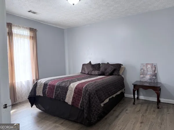 $1,500 | 301 South 18th Street, Griffin, GA 30224