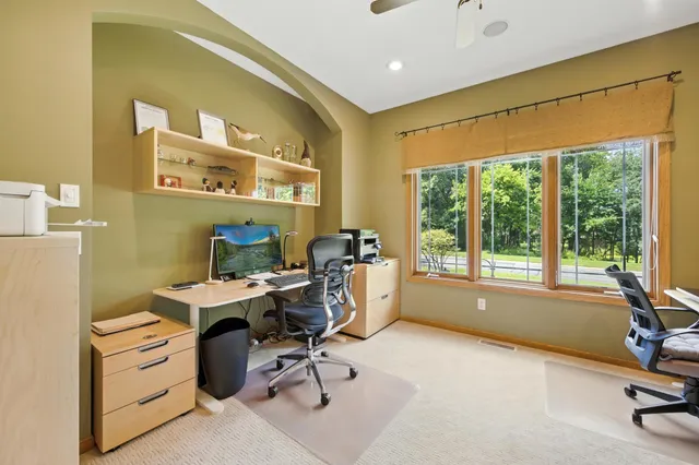 $1,050,000 | 10684 Alameda Avenue, Inver Grove Heights, MN 55077