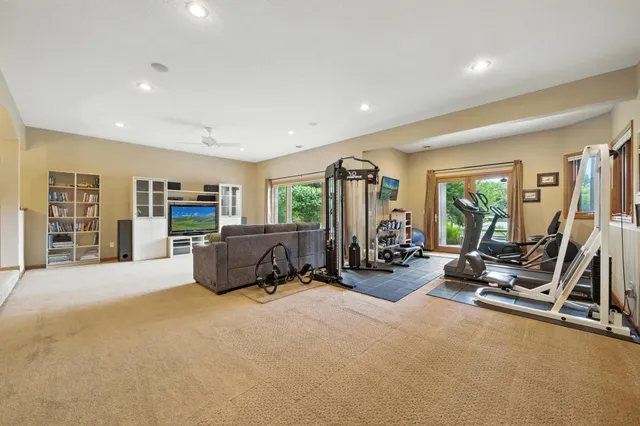 $1,050,000 | 10684 Alameda Avenue, Inver Grove Heights, MN 55077