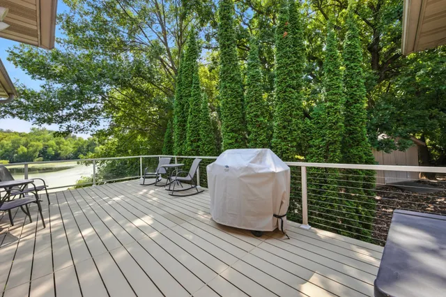 $1,050,000 | 10684 Alameda Avenue, Inver Grove Heights, MN 55077