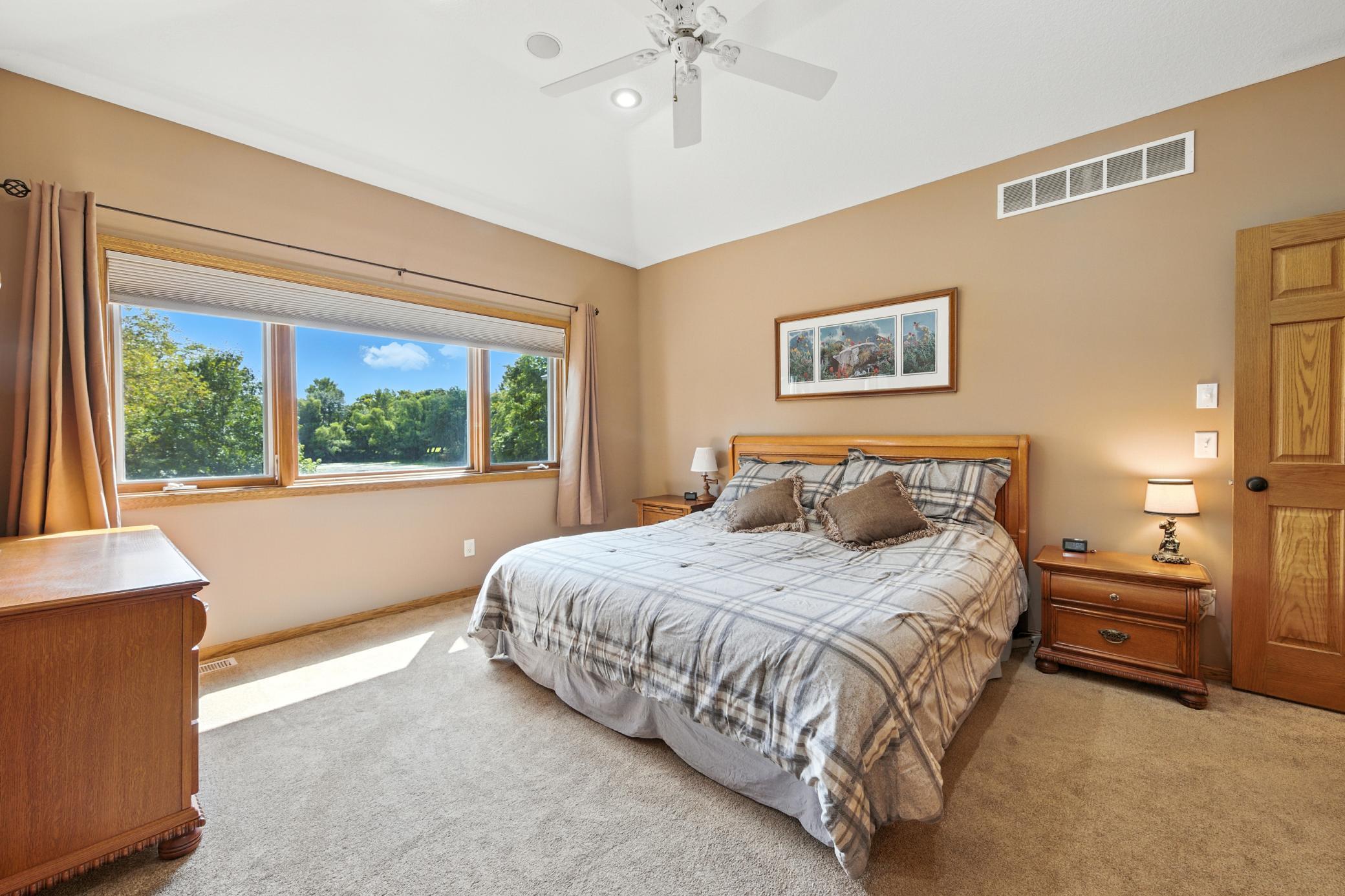 10684 Alameda Avenue Inver Grove Heights, MN 55077 - Photo 8 of 32