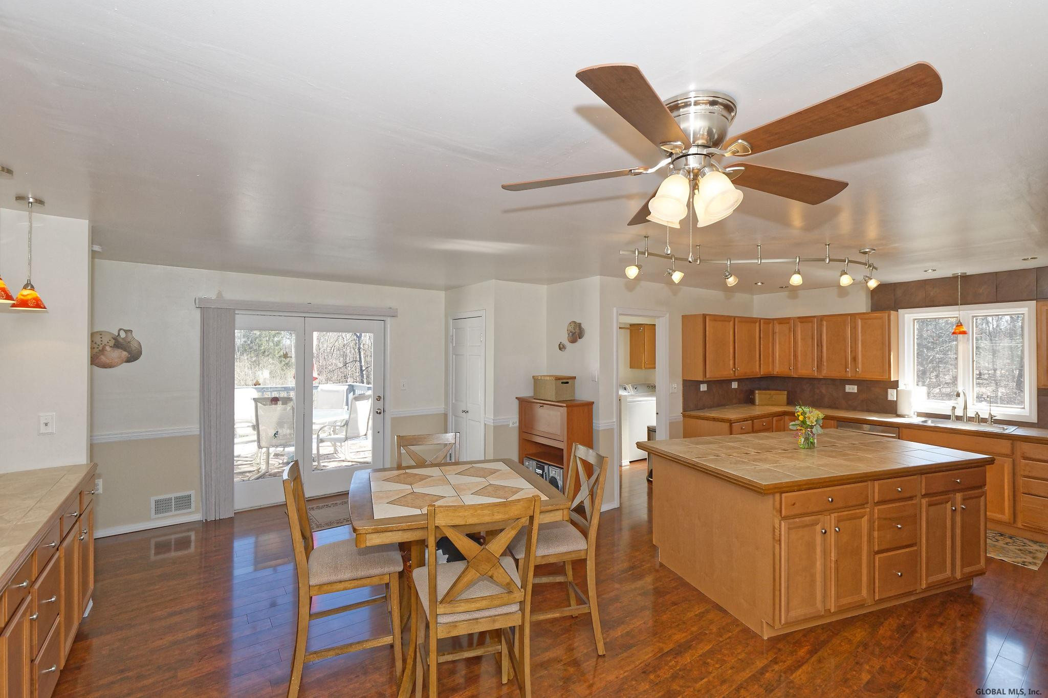 151 Ashdown Road Clifton Park, NY 12019 - Photo 16 of 58 Photo 16