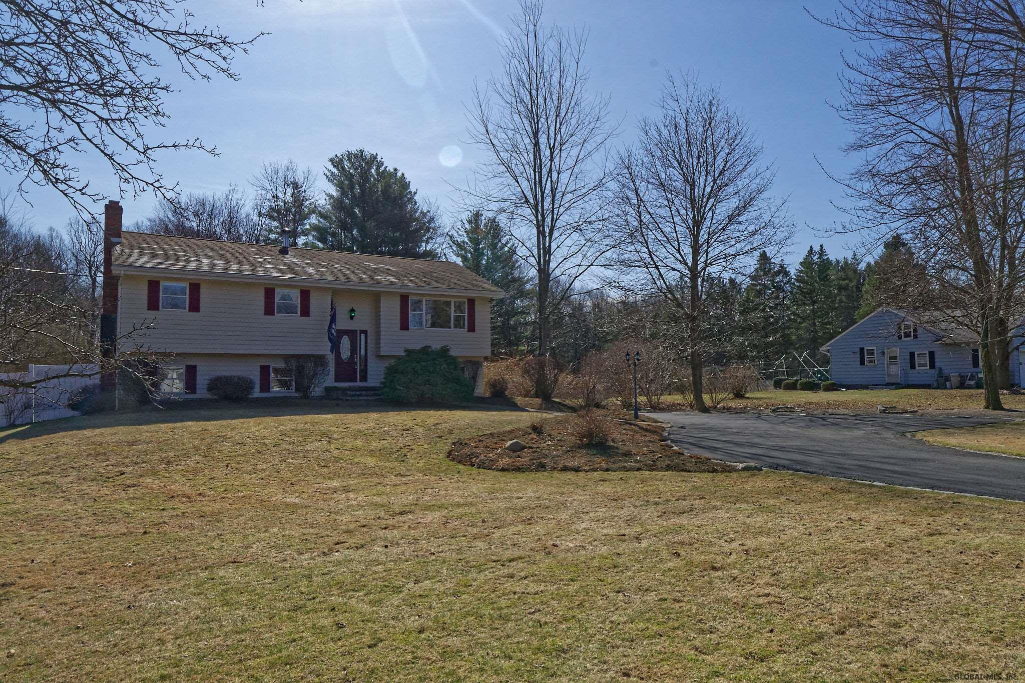 151 Ashdown Road Clifton Park, NY 12019 - Photo 2 of 58 Photo 2