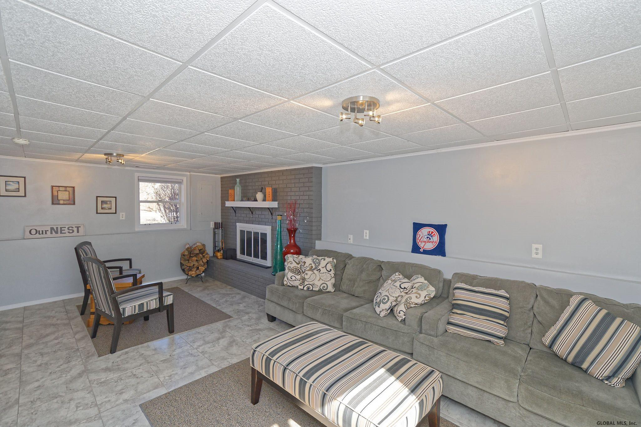 151 Ashdown Road Clifton Park, NY 12019 - Photo 33 of 58 Photo 33