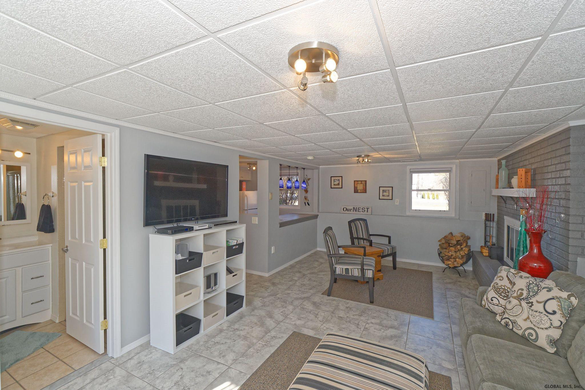 151 Ashdown Road Clifton Park, NY 12019 - Photo 34 of 58 Photo 34