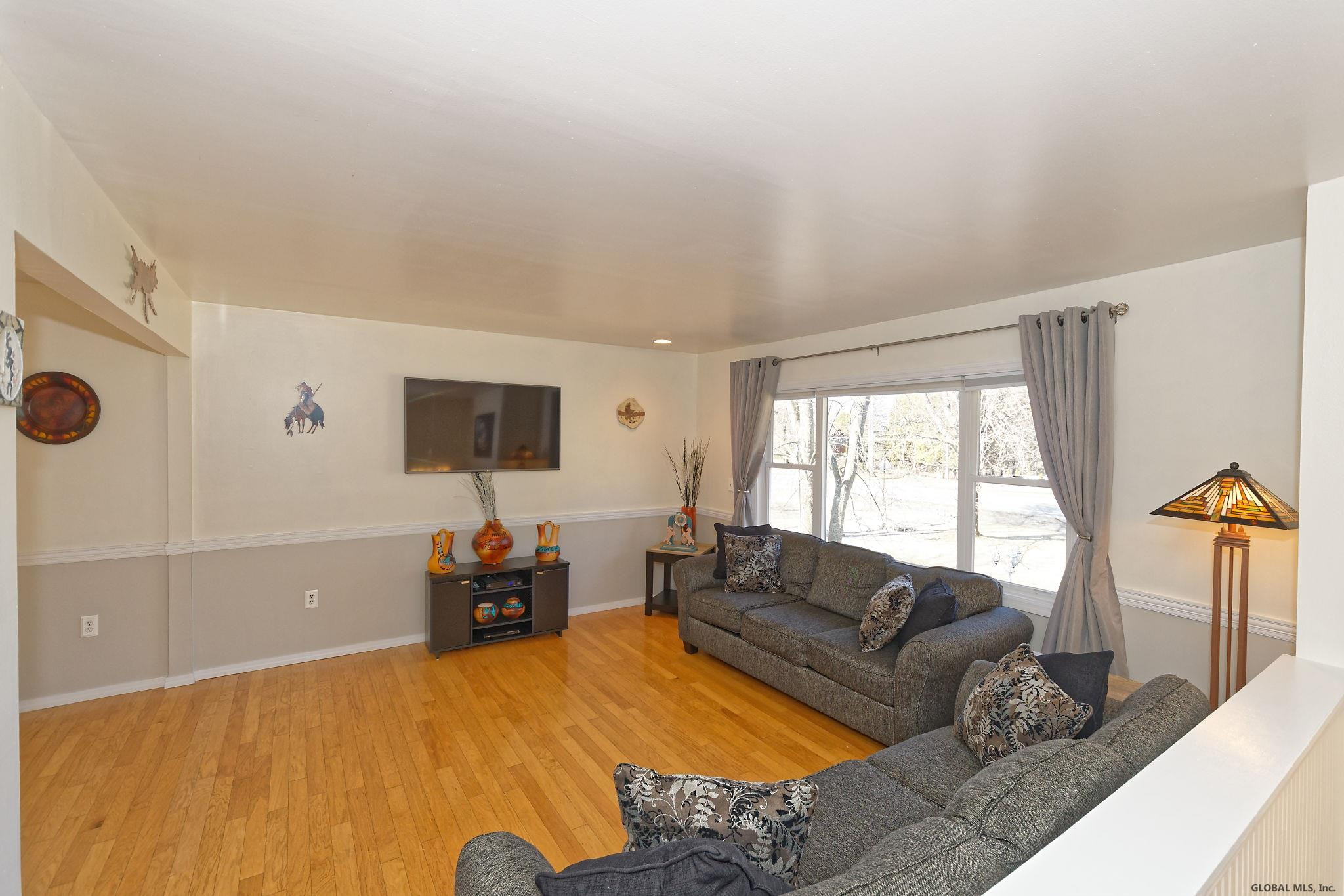151 Ashdown Road Clifton Park, NY 12019 - Photo 6 of 58 Photo 6