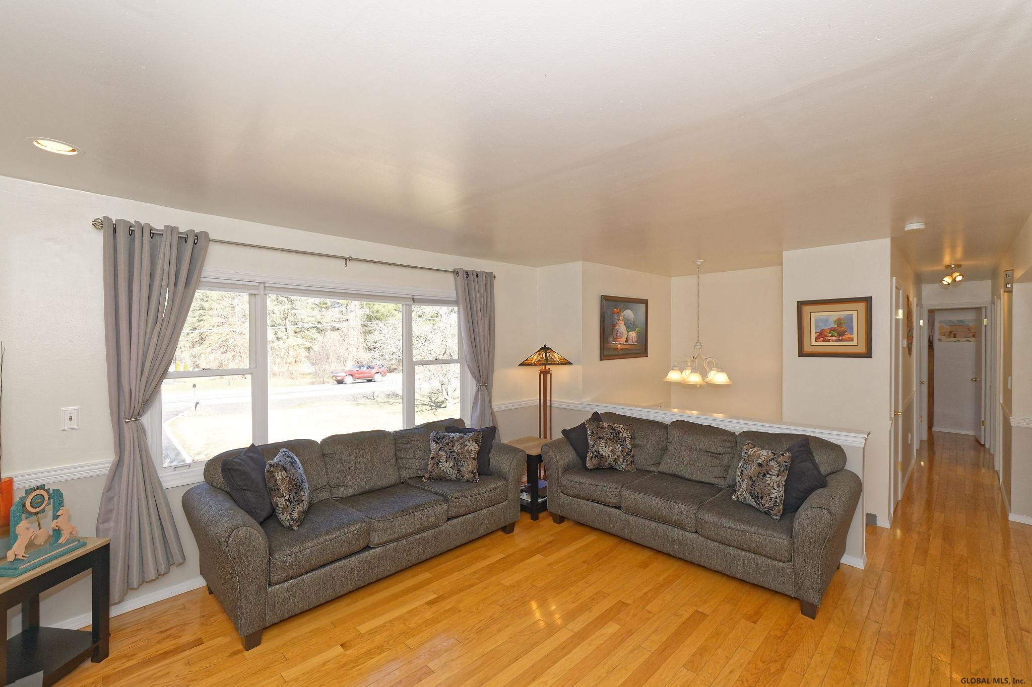 151 Ashdown Road Clifton Park, NY 12019 - Photo 7 of 58 Photo 7