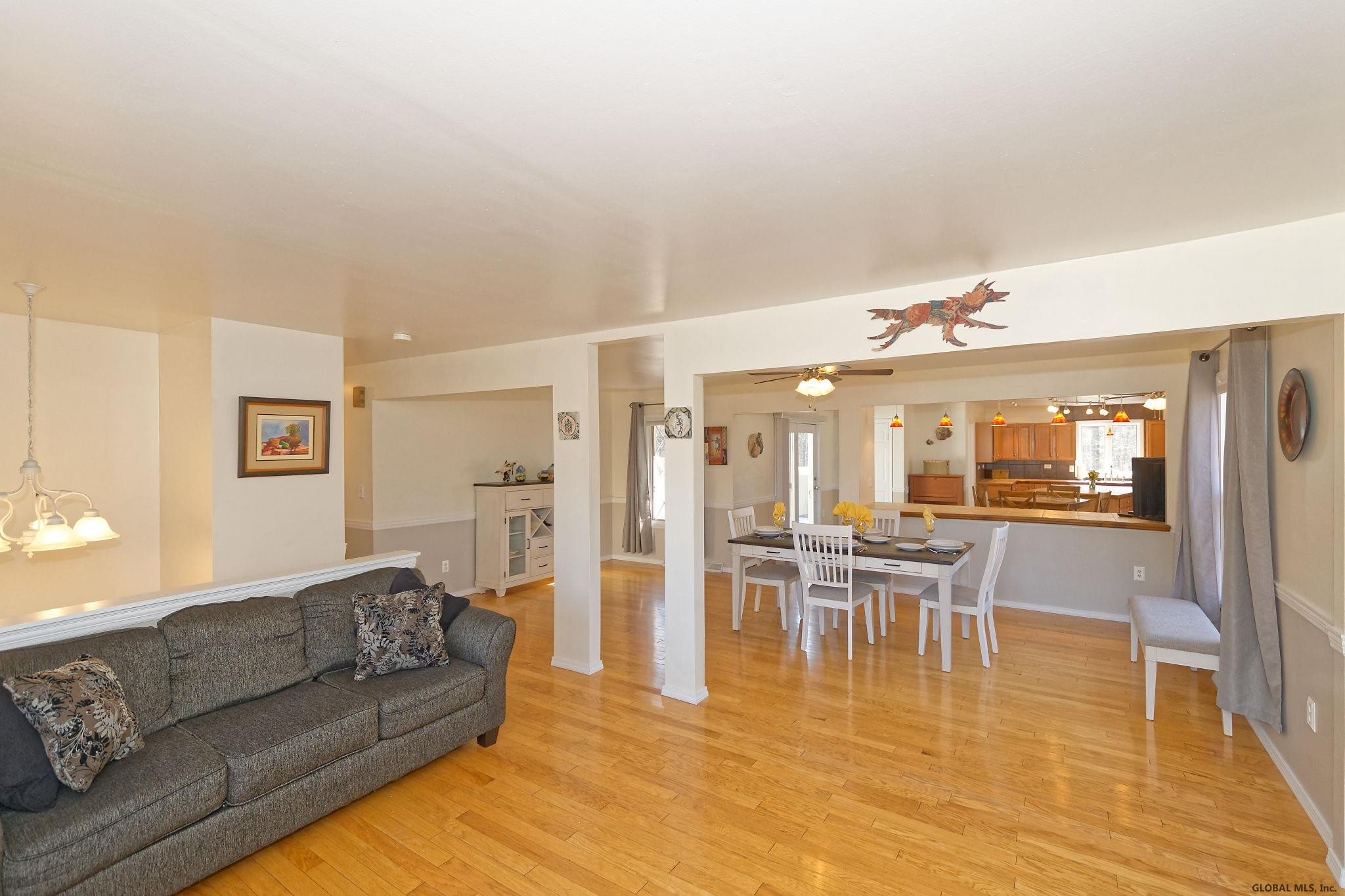 151 Ashdown Road Clifton Park, NY 12019 - Photo 8 of 58 Photo 8