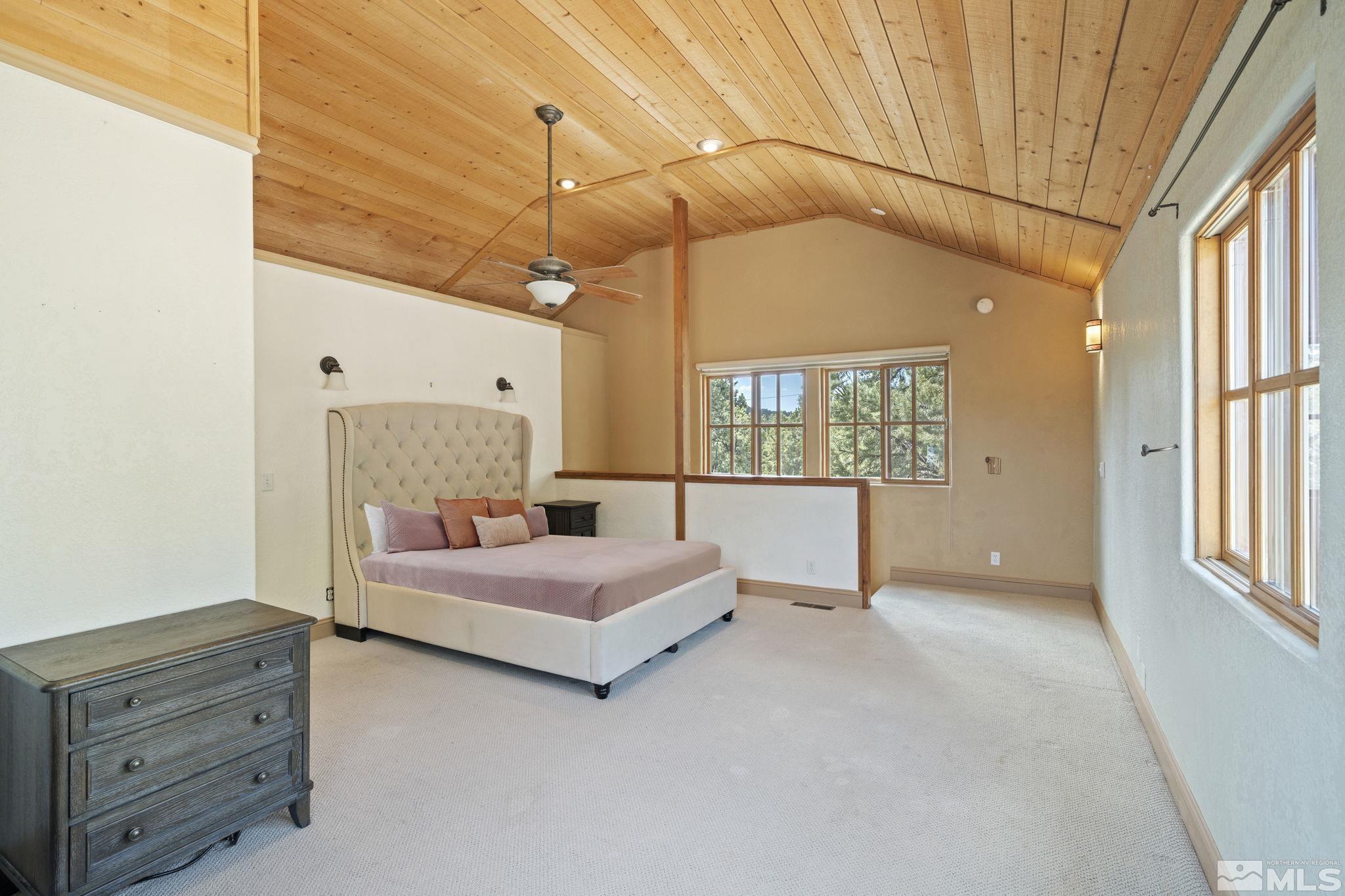 21410 Sazarac Road Reno, NV 89521 - Photo 15 of 38 a living room with furniture and a window