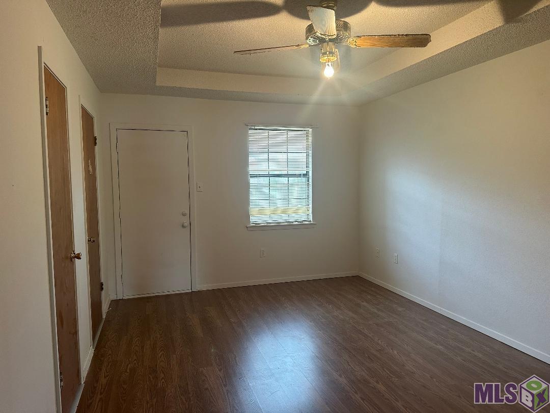8356 Longwood View Avenue Baton Rouge, LA 70810 - Photo 3 of 5
