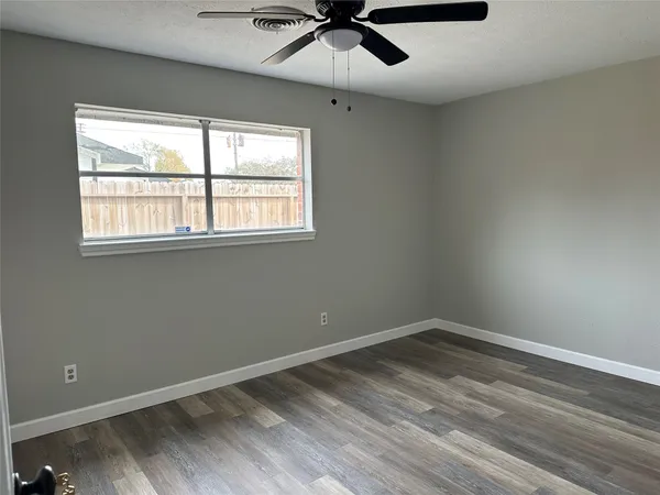 $2,650 | 4821 Burning Tree Drive, Baytown, TX 77521