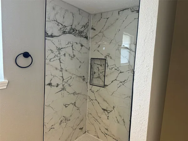 $2,650 | 4821 Burning Tree Drive, Baytown, TX 77521