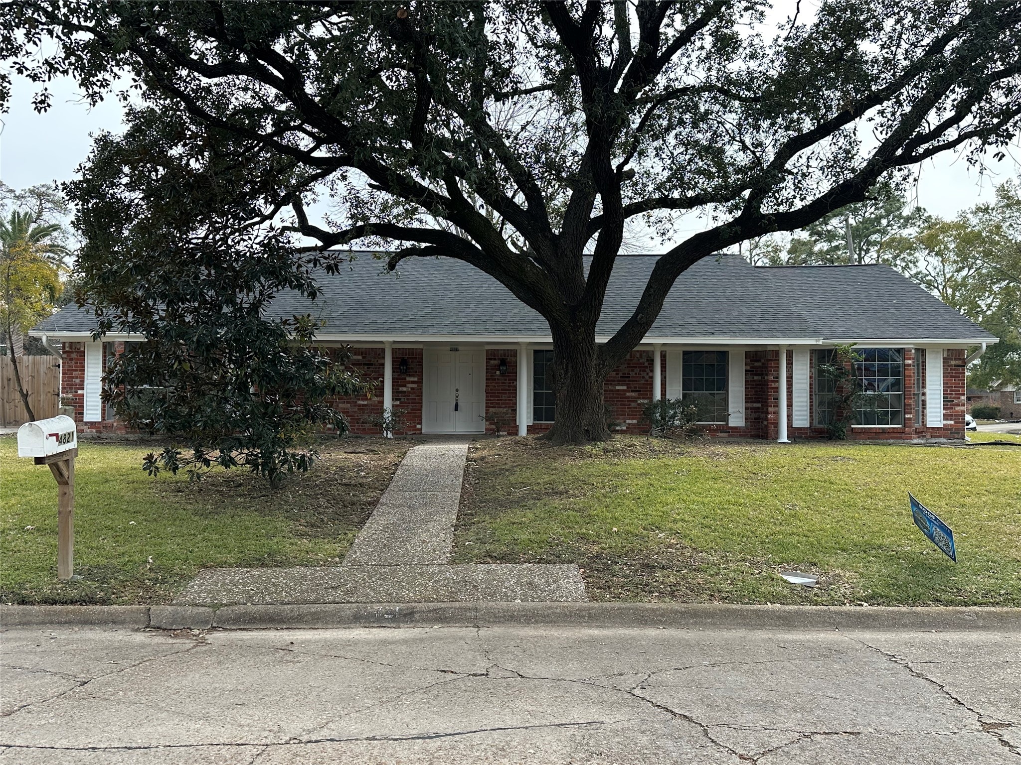 4821 Burning Tree Drive Baytown, TX 77521 - Photo 2 of 22