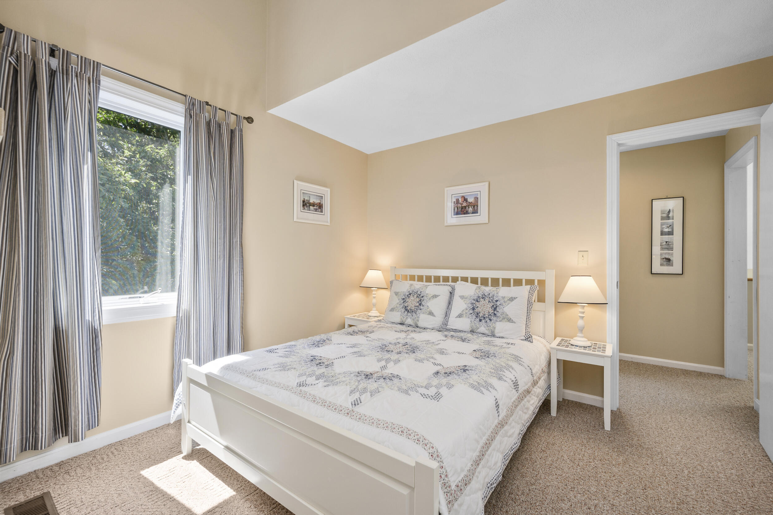 20 Holly Road Mashpee, MA 02649 - Photo 12 of 43 33_copy of dsc_3895