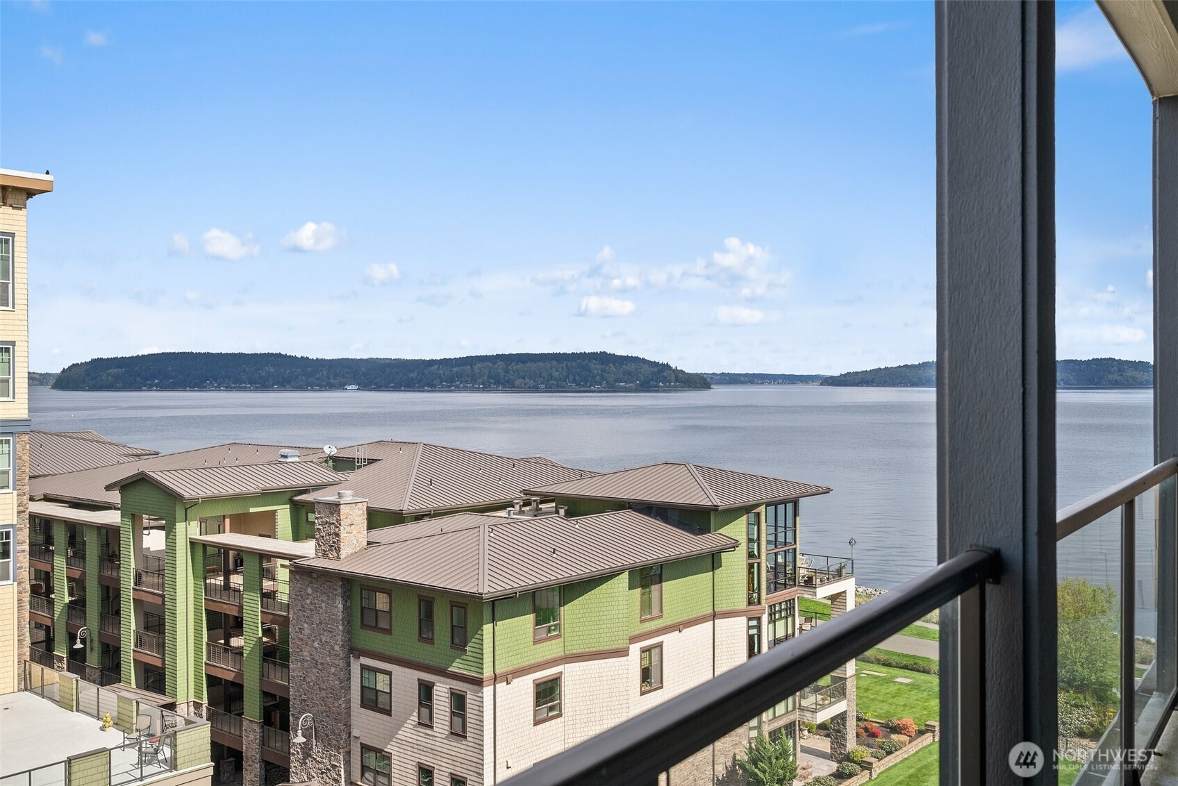 4961 Main Street, Unit 710 Tacoma, WA 98407 - Photo 4 of 24 a view of balcony with furniture