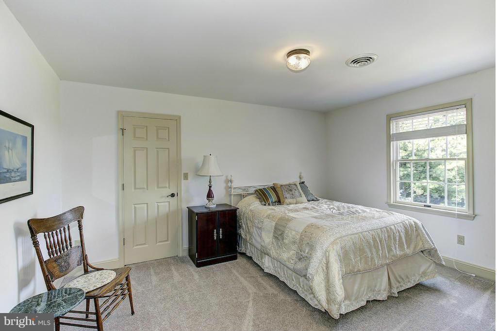 17600 Hardy Road Mount Airy, MD 21771 - Photo 17 of 30 Bedroom 2 ( Guest Bedroom) w/new carpet