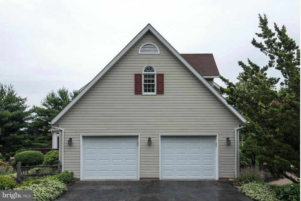 17600 Hardy Road Mount Airy, MD 21771 - Photo 26 of 30 Ext Left -Oversized 2.5 car side loading garage