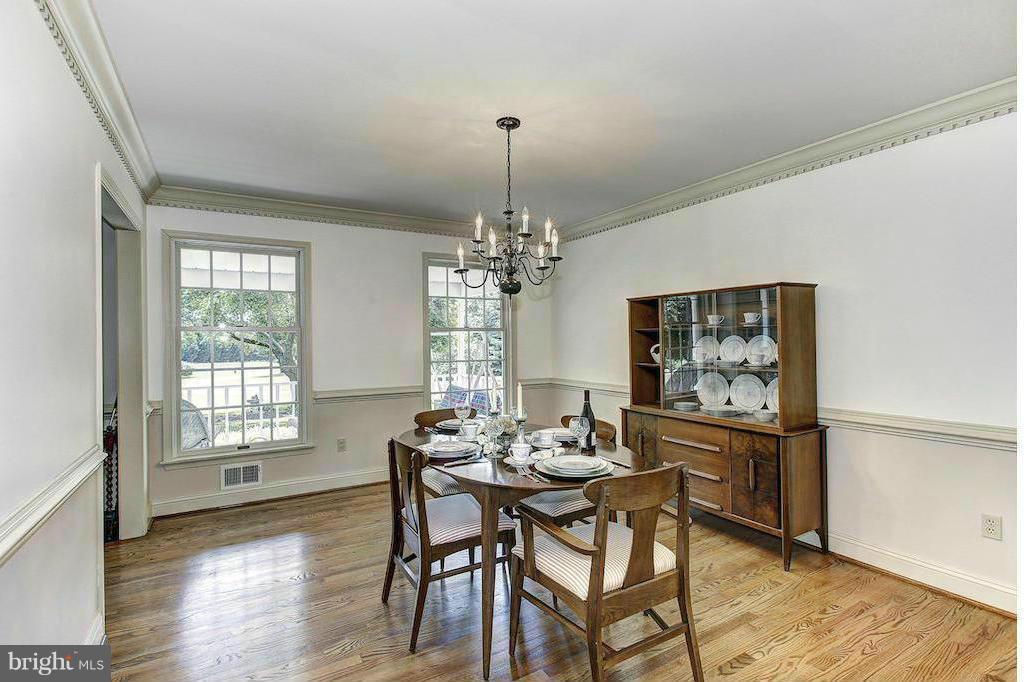 17600 Hardy Road Mount Airy, MD 21771 - Photo 5 of 30 Dining Room w/crown/dentil/chair rail moldings