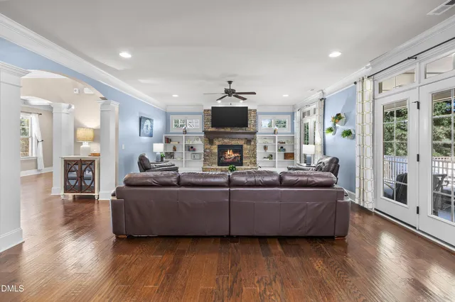 $850,000 | 690 Hawthorne Place, Creedmoor, NC 27522