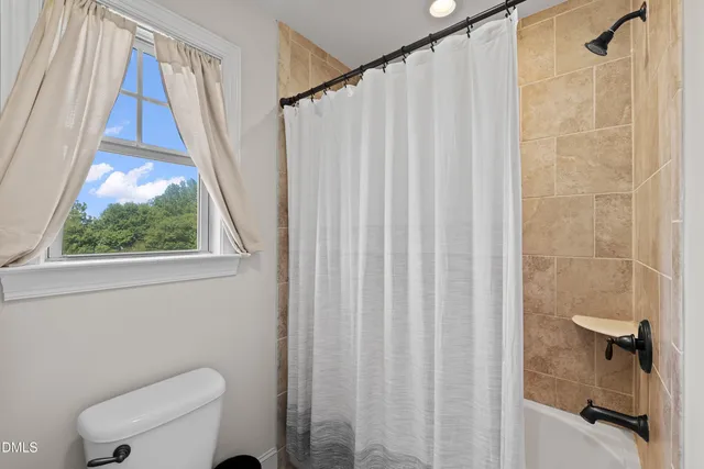 $850,000 | 690 Hawthorne Place, Creedmoor, NC 27522