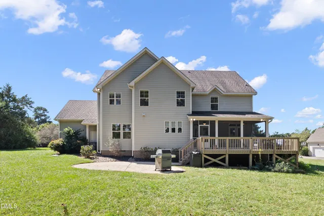 $850,000 | 690 Hawthorne Place, Creedmoor, NC 27522