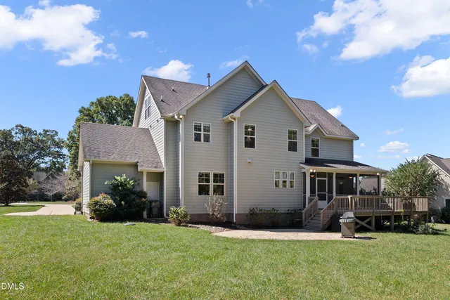 $850,000 | 690 Hawthorne Place, Creedmoor, NC 27522