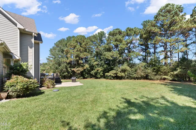 $850,000 | 690 Hawthorne Place, Creedmoor, NC 27522