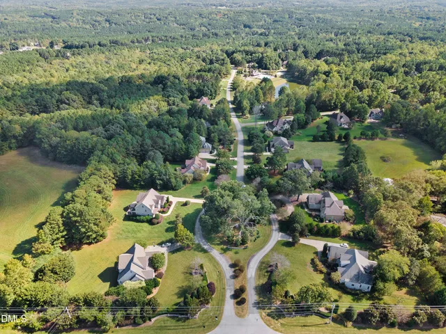 $850,000 | 690 Hawthorne Place, Creedmoor, NC 27522