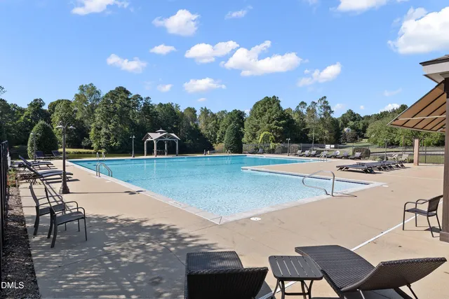 $850,000 | 690 Hawthorne Place, Creedmoor, NC 27522