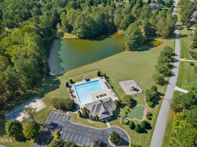 $850,000 | 690 Hawthorne Place, Creedmoor, NC 27522