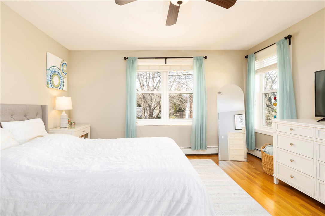 16 Loxley Road Providence, RI 02908 - Photo 19 of 45