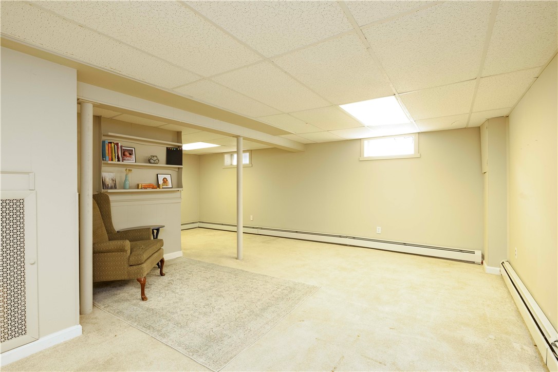 16 Loxley Road Providence, RI 02908 - Photo 33 of 45