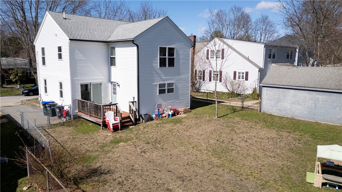 16 Loxley Road Providence, RI 02908 - Photo 38 of 45